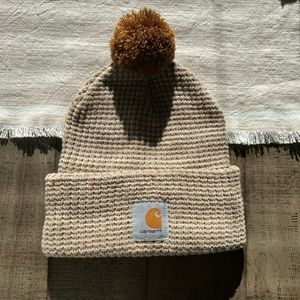 Carhartt beanie with pom pom